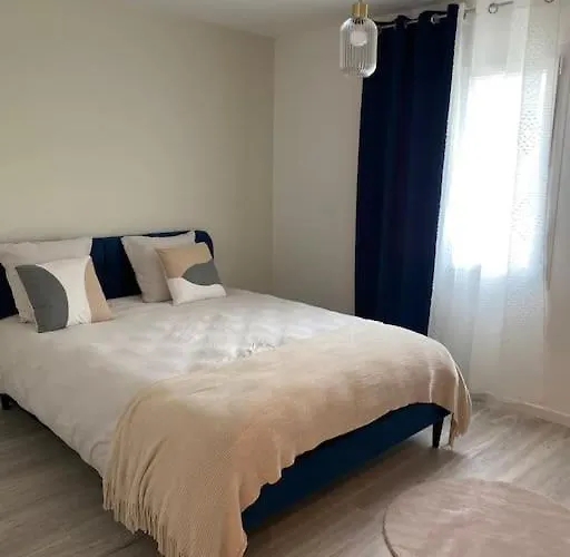 By Nesma Villa Chatellerault